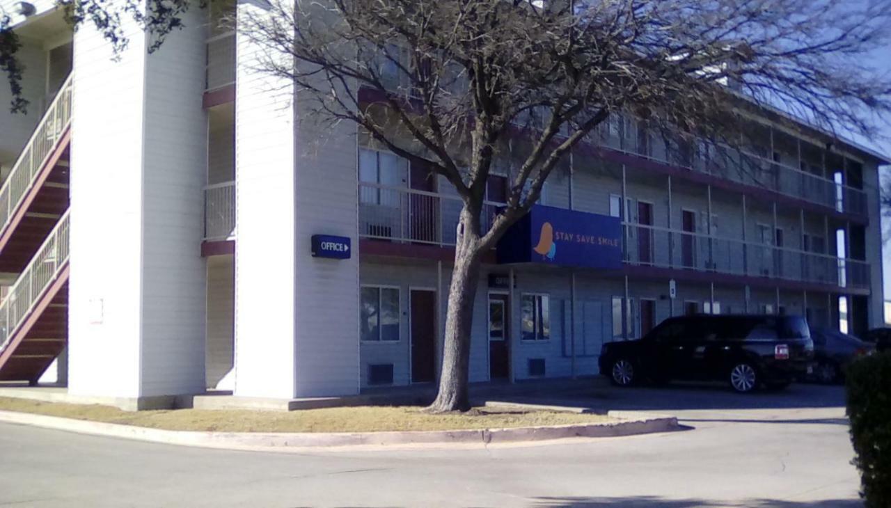 Intown Suites Extended Stay Lewisville Tx Valley View Dr Ngoại thất bức ảnh
